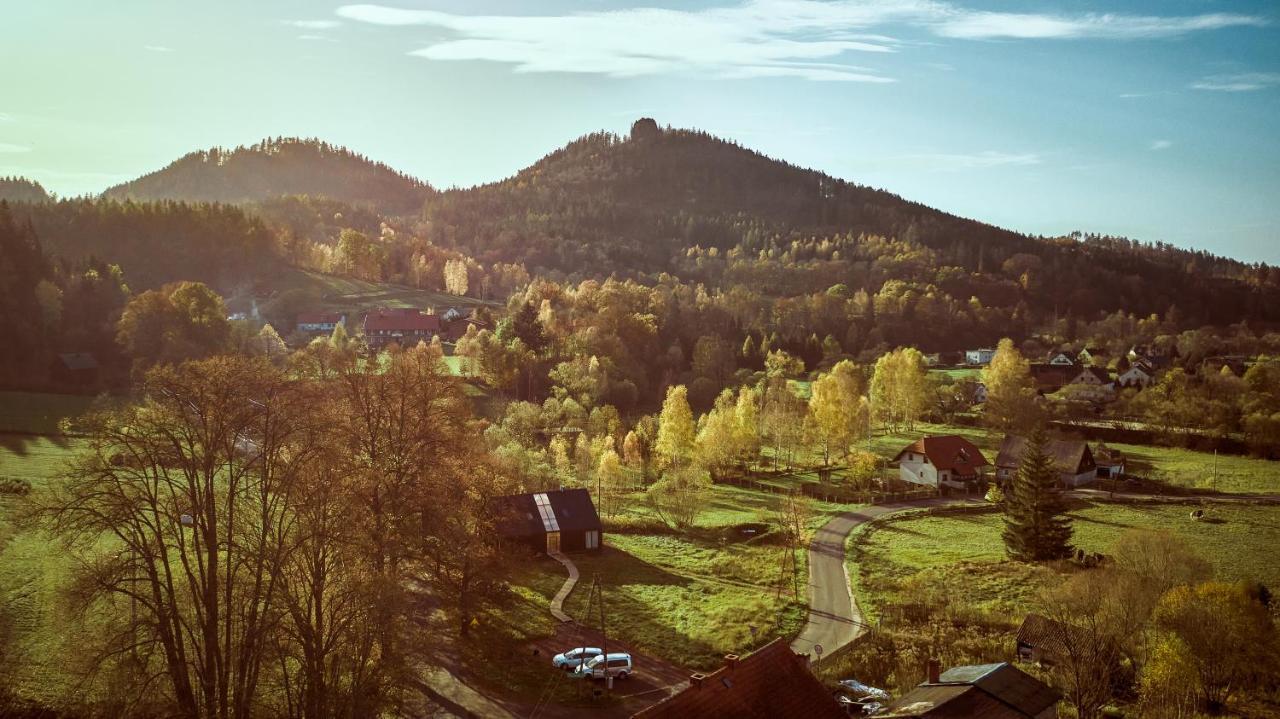 Baza Udana Apartment Janowice Wielkie Bagian luar foto